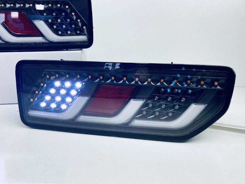 3D Black Full LED Sequential Indicator Tail Lights Fit For Suzuki Jimny 2018-2024