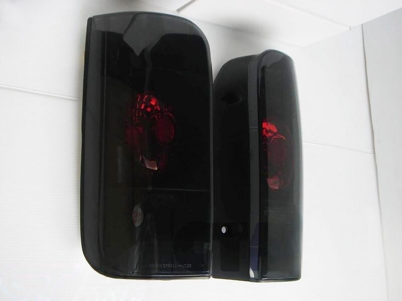 Black Edition Tail Lights Fit For Toyota Hiace Van 1989-2003