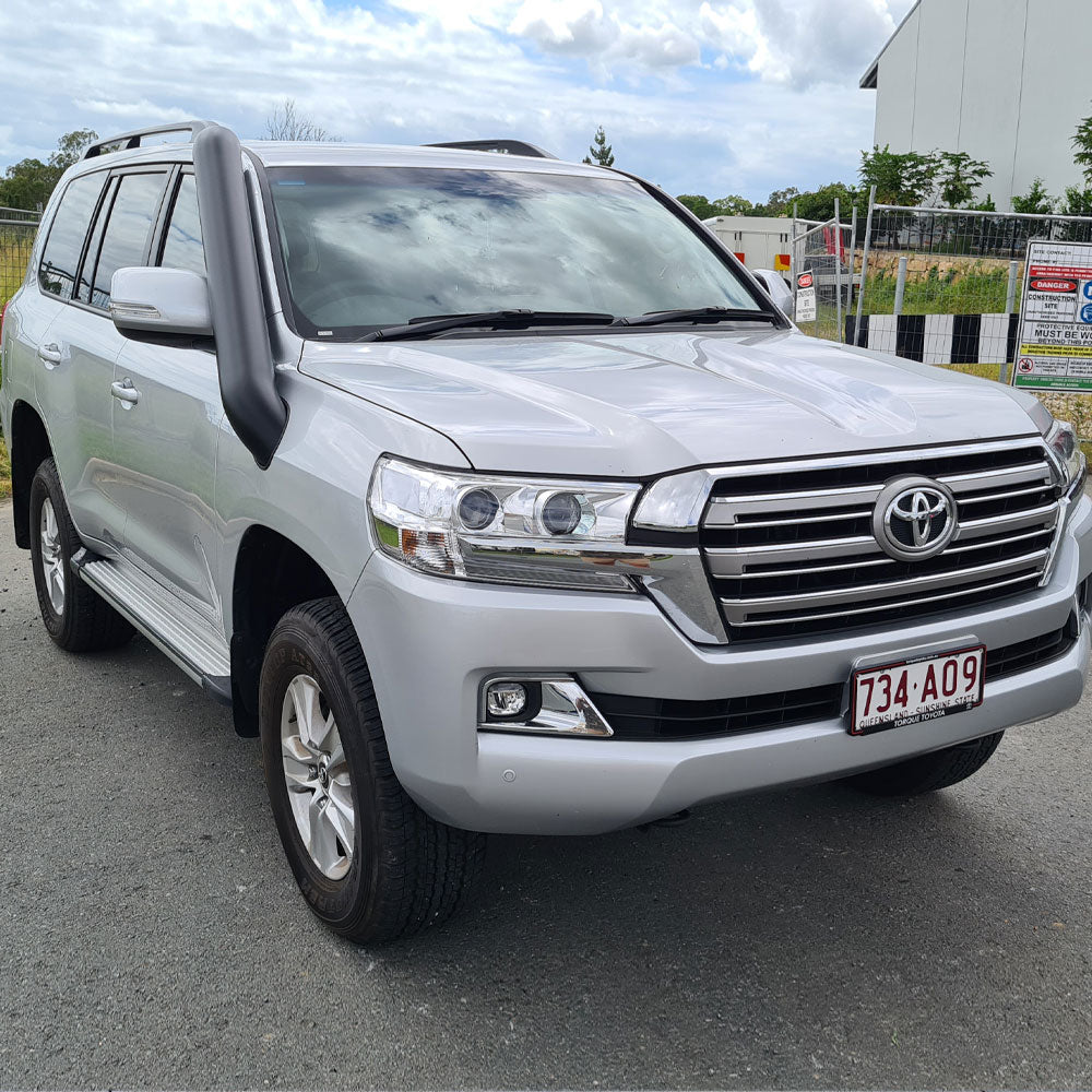 Toyota Landcruiser 200 Series 5″ Stainless Steel Snorkel Kit (Short Entry)