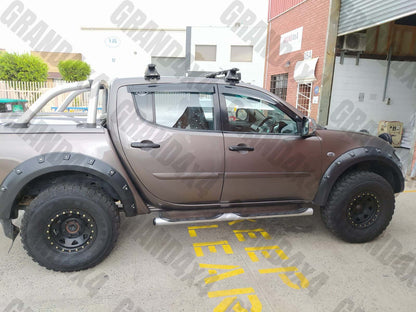 PREMIUM WEATHERSHIELDS WINDOW VISORS FOR MITSUBISHI TRITON MN/ML 2006-2014