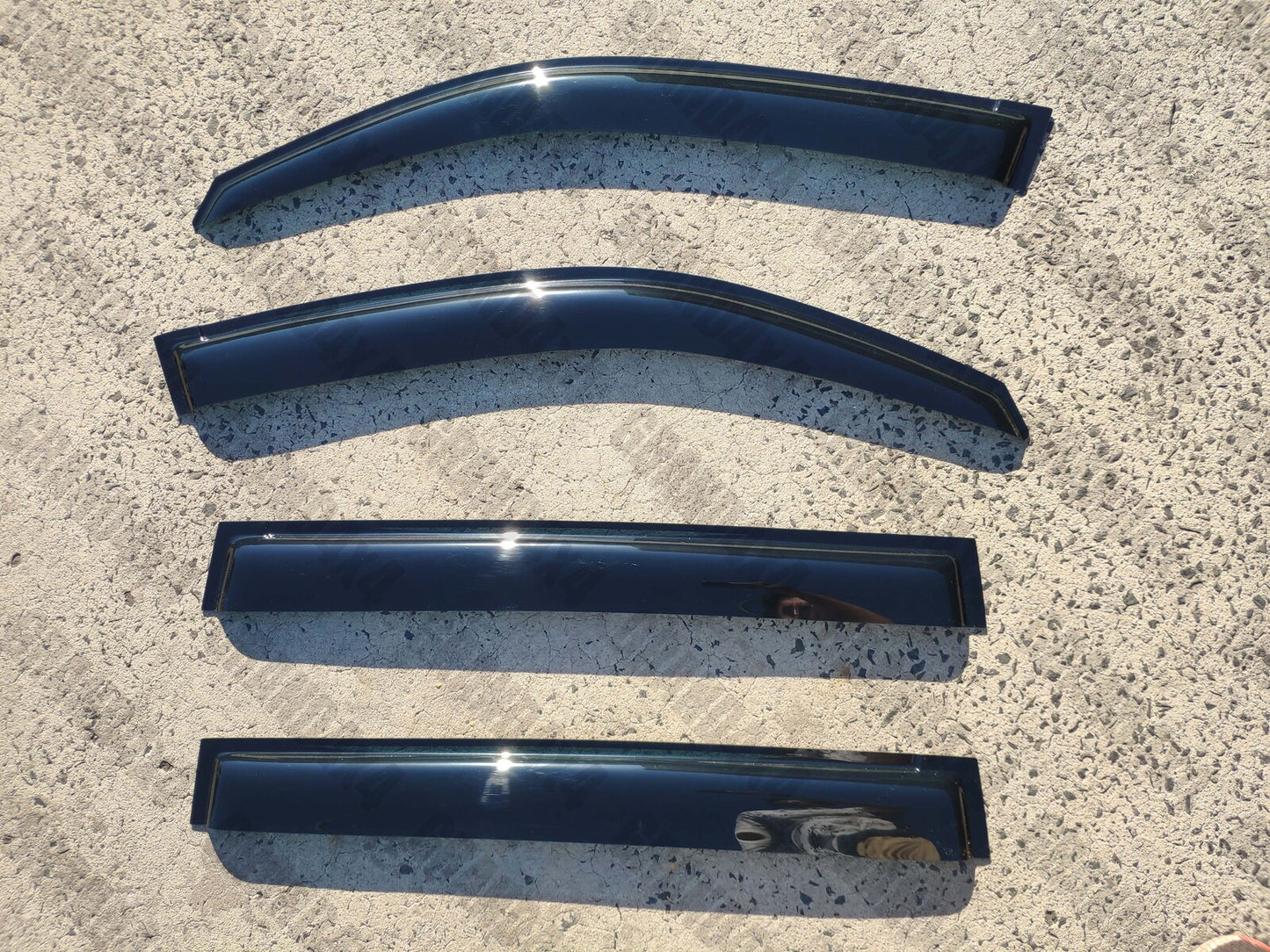 PREMIUM WINDOW VISORS SHIELDS FOR TOYOTA LANDCRUISER 200 SERIES 2007 - 2020