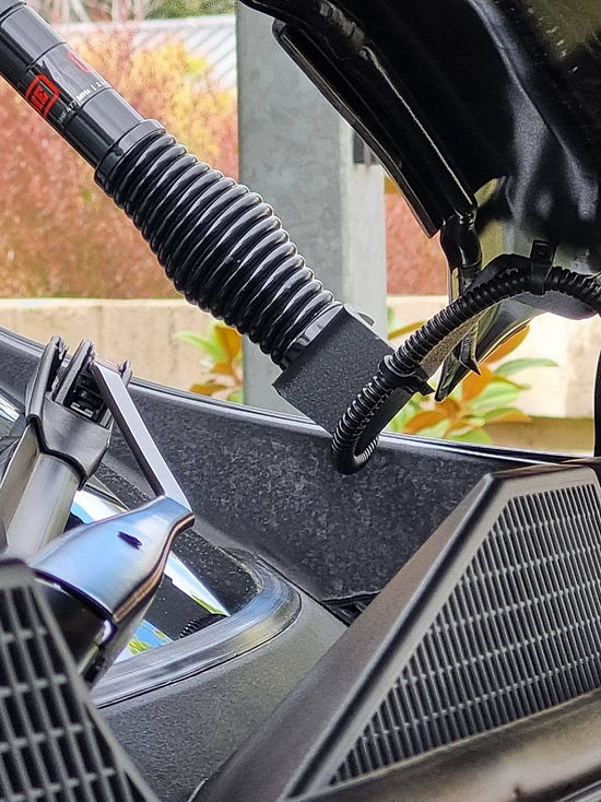 Chevrolet Silverado 2500 Bonnet Aerial UHF Antenna Bracket 2020+ BB-049