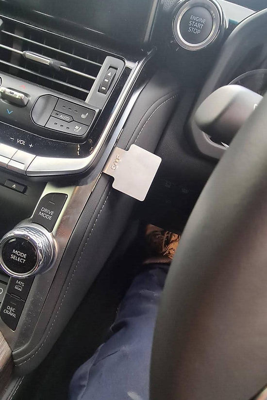 Toyota Land Cruiser 300 LC300 UHF Handpiece Mount HP-013 SKU: HP-013