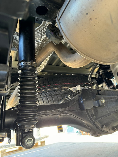 Toyota Hilux 2015+ GMF Performance 2.5 Series Shocks SKU: SHOX-G1-N80-SetPerform