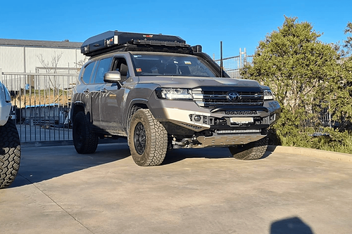 Toyota Landcruiser LC300 2022+ G6 Steel Bumper