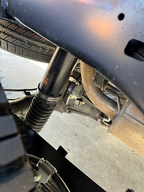 Toyota Hilux 2015+ GMF Performance 2.5 Series Shocks SKU: SHOX-G1-N80-SetPerform