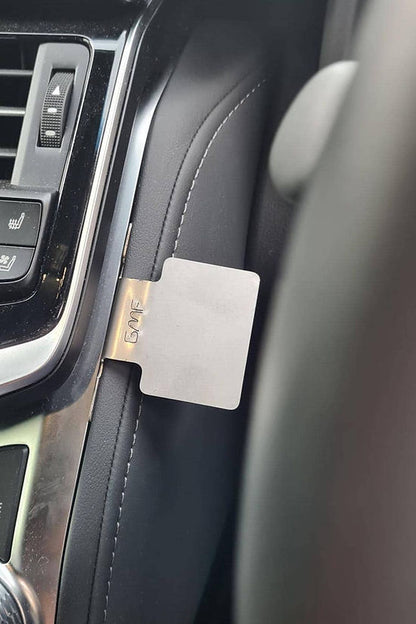 Toyota Land Cruiser 300 LC300 UHF Handpiece Mount HP-013 SKU: HP-013