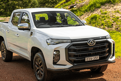 LDV T60 2021+ Bonnet Aerial UHF Antenna Bracket BB-044