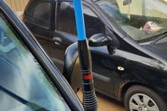 Mitsubishi Pajero GEN3 1999+ Bonnet Aerial UHF Antenna Bracket BB-131 SKU: BB-131P