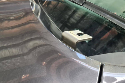 Dodge RAM 1500 DS (Fourth Gen) Bonnet Aerial UHF Bracket BB-042
