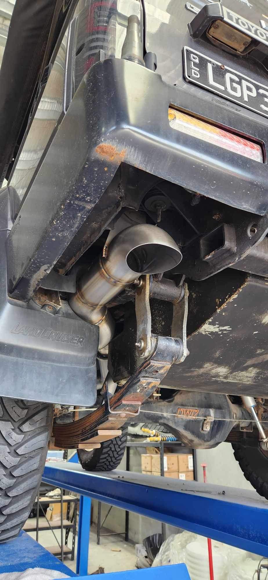 Landcruiser VDJ76 Series Wagon DPF MODEL 4″ Full Length Exhaust