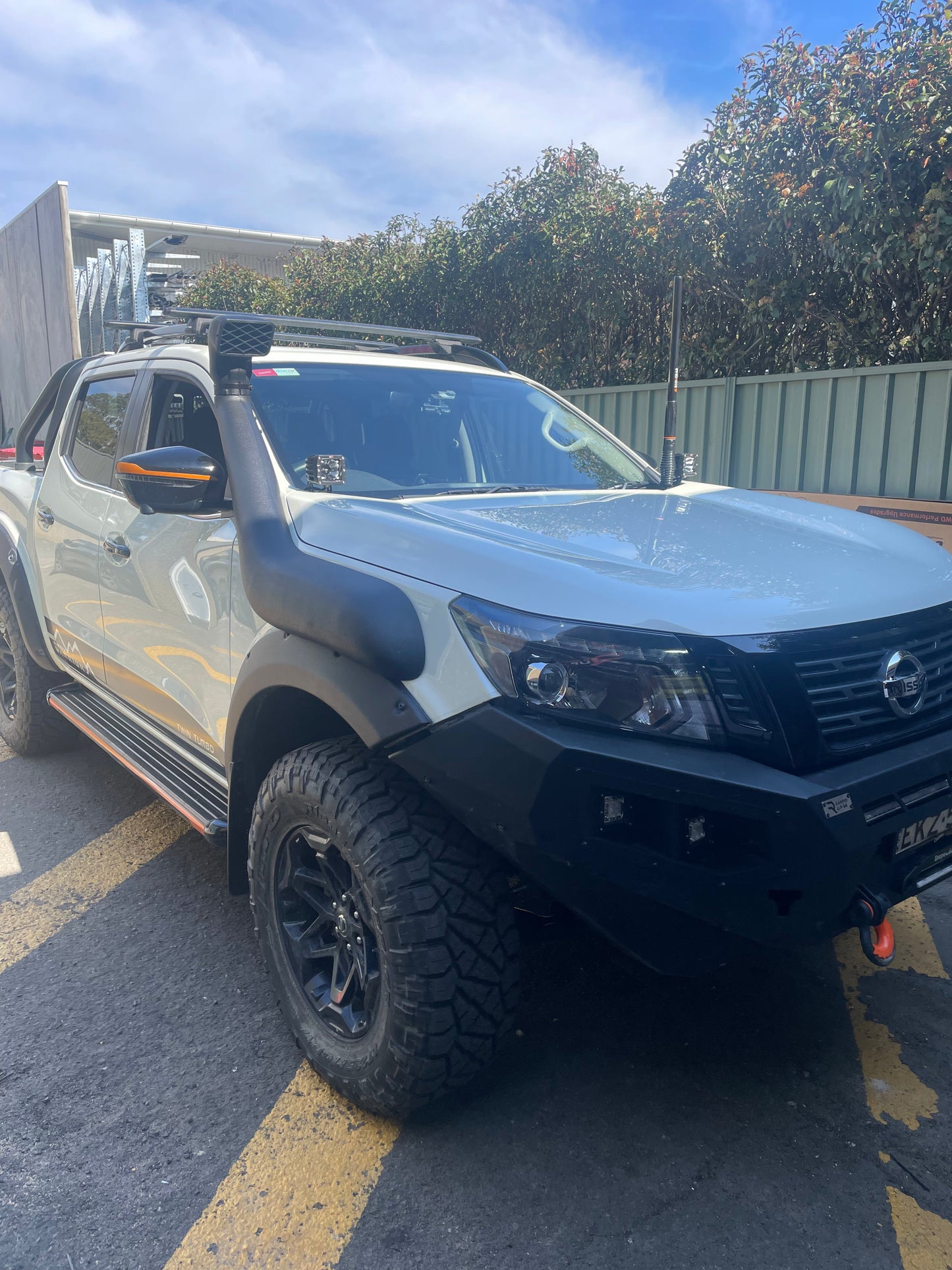 Nissan Navara NP300 plastic snorkel