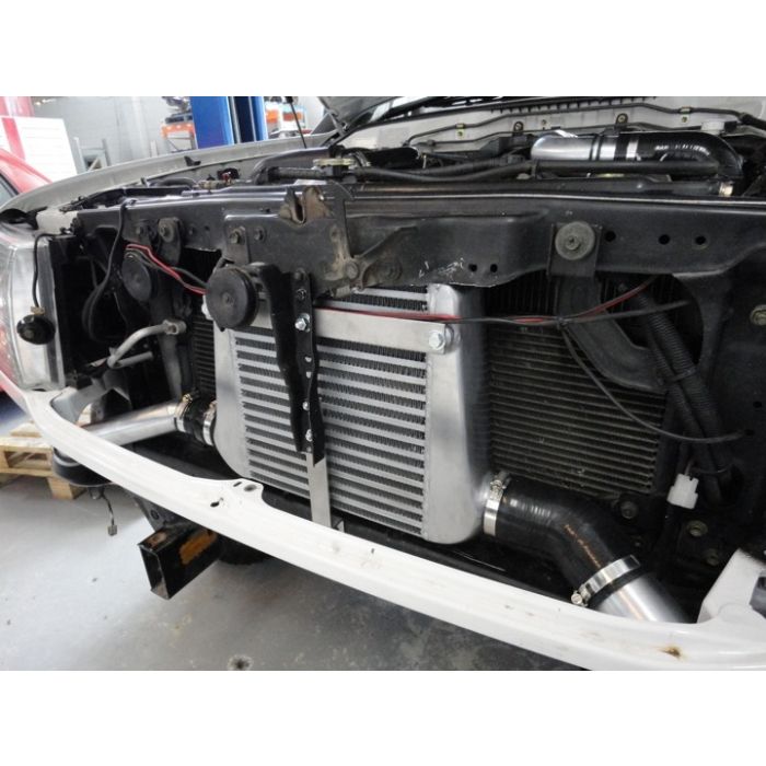 Toyota Landcruiser 100 Series Intercooler 1HZ Center